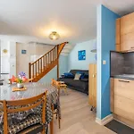 Bleu Bonheur Apartment